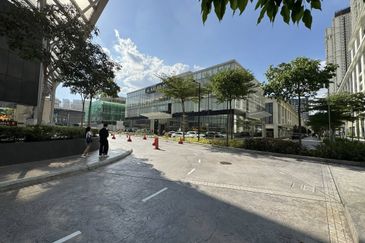 Bukit Jalil City Signature Shop Office