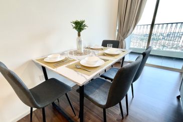 UNA Serviced Apartment