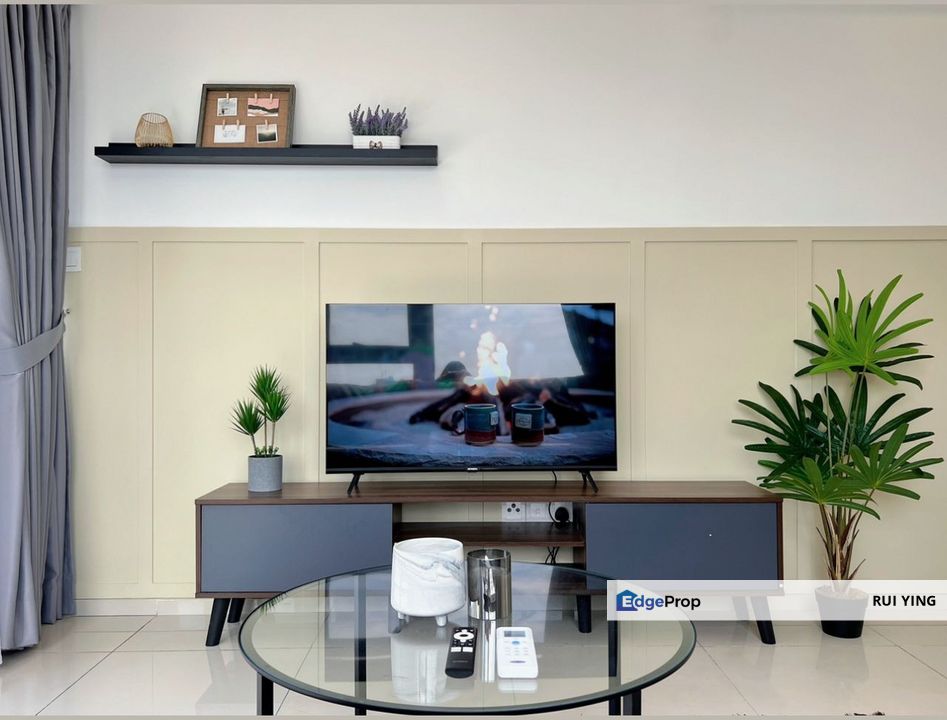 Ekocheras Duplex 2R2B, Skygarden Floor KLCC View, Kuala Lumpur, Cheras