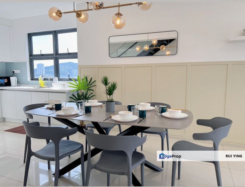 Ekocheras Duplex 2R2B, Skygarden Floor KLCC View, Kuala Lumpur, Cheras