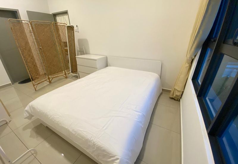 B11 Parkland Residence