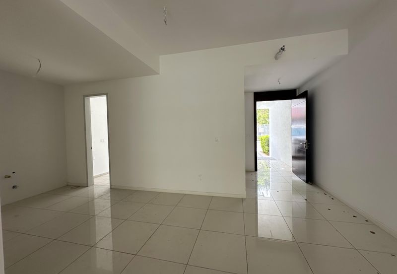 Residensi Emerald Damai (Emerald Hills) *