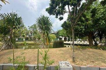 Lepironia Gardens, Setia Eco Glades