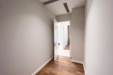 Pavilion Embassy Residence