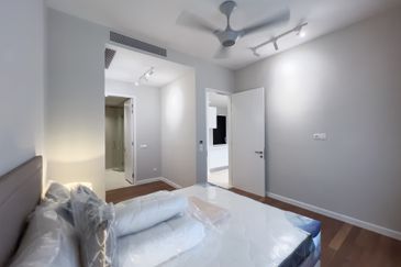 Pavilion Embassy Residence