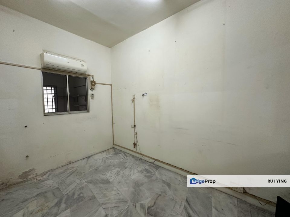 3 Storey Terrace House at Taman Putri Jaya, Selangor, Batu 9th Cheras