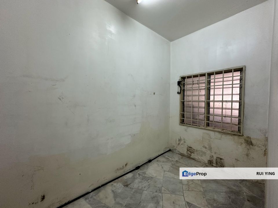 3 Storey Terrace House at Taman Putri Jaya, Selangor, Batu 9th Cheras