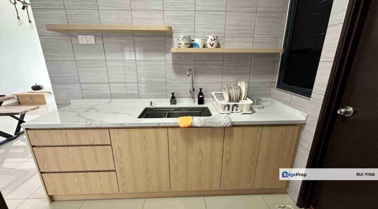 Symphony Tower High Floor Unblocked View , 3R2B with Big Balcony,Fully Furnished, Selangor, Cheras