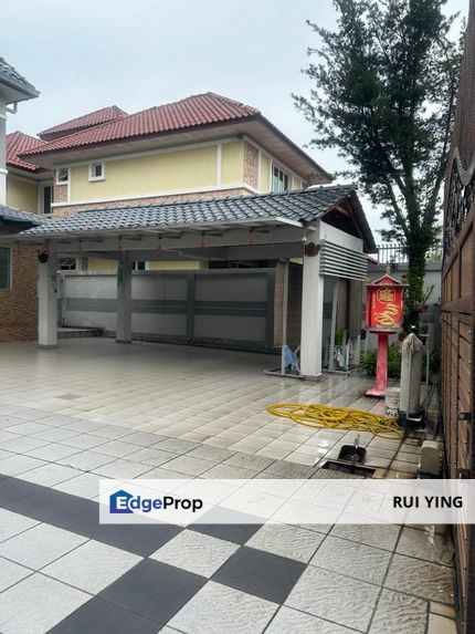 Mahkota Cheras Bungalow with big cover carpark, Selangor, Cheras