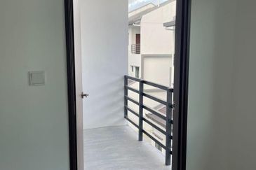 Orchid Hills (Residensi Bukit Orkid) @ 9 Miles