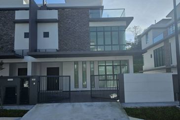 Orchid Hills (Residensi Bukit Orkid) @ 9 Miles