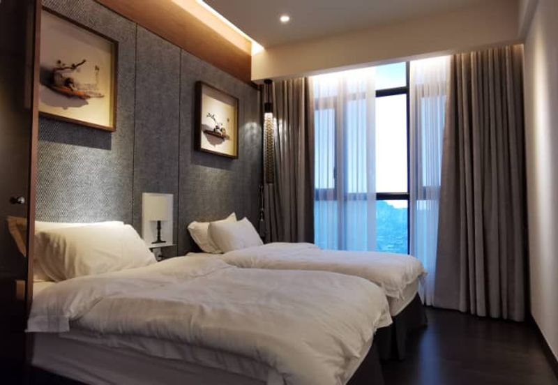 28 Boulevard (28 BLVD)