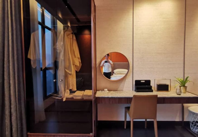 28 Boulevard (28 BLVD)