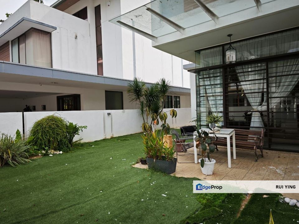 Twin Palm 3 Storey Bungalow Fully Furnished For Rent, Nice Environment Gated & Guarded, Selangor, Kajang