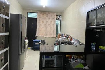 D'Premier @ Bandar Damai Perdana