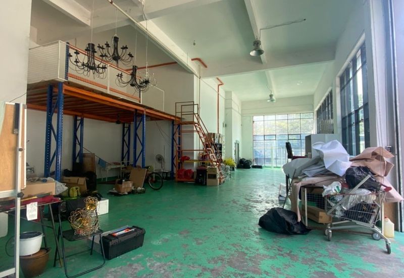 Bandar Technologi Kajang  3 story Semi-D factory  