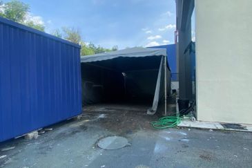 Bandar Technologi Kajang  3 story Semi-D factory  