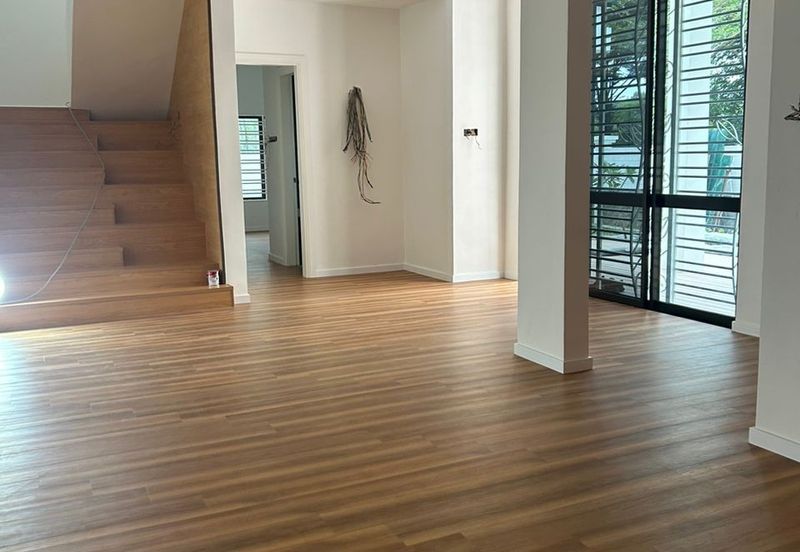 Jalan Anggerik Aranda 31/7