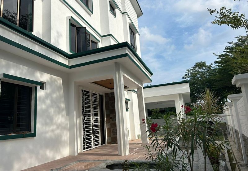 Jalan Anggerik Aranda 31/7