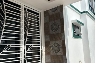 Jalan Anggerik Aranda 31/7