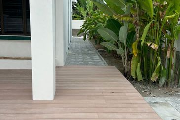 Jalan Anggerik Aranda 31/7