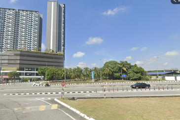 Kajang Semenyih Development Land Foe Sale , Easy Access to main road