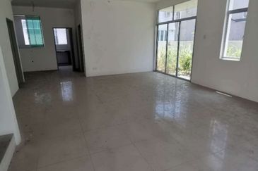 TAMAN PENGKALAN SETIA