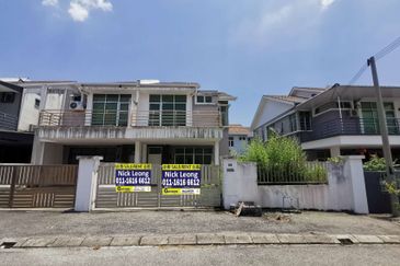 TAMAN PENGKALAN SETIA