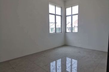 TAMAN PENGKALAN SETIA