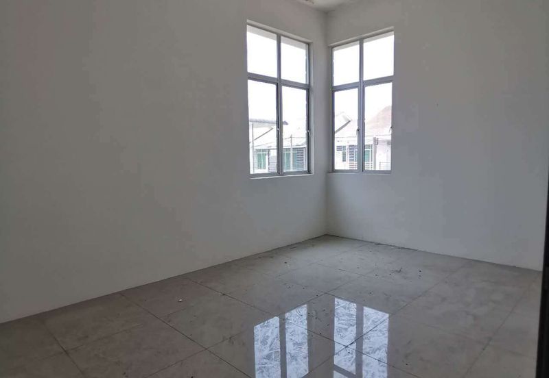 TAMAN PENGKALAN SETIA