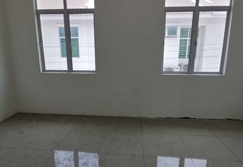 TAMAN PENGKALAN SETIA