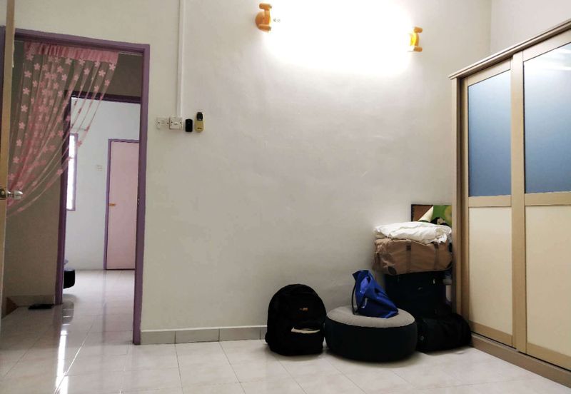 TAMAN PUNCAK JELAPANG MAJU