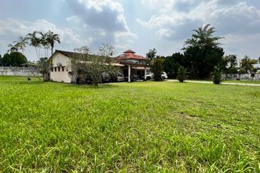 JALAN THOMPSON/JALAN TUN DR ISMAIL