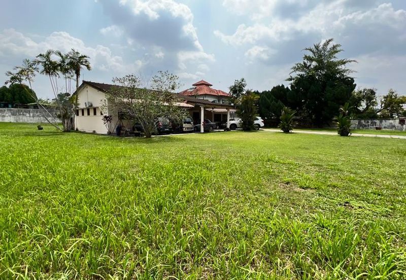 JALAN THOMPSON/JALAN TUN DR ISMAIL