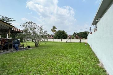 JALAN THOMPSON/JALAN TUN DR ISMAIL