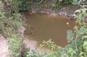 2.58744 acres vacant land at Sungkai, Perak