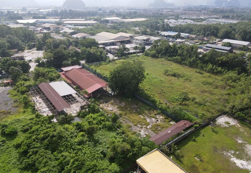 1 ACRE VACANT LAND AT KWS PERINDUSTRIAN IGB, TASEK IPOH