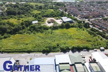 3 acres vacant industrial land at Bercham Industri park 