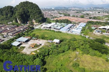 3 acres vacant industrial land at Bercham Industri park 