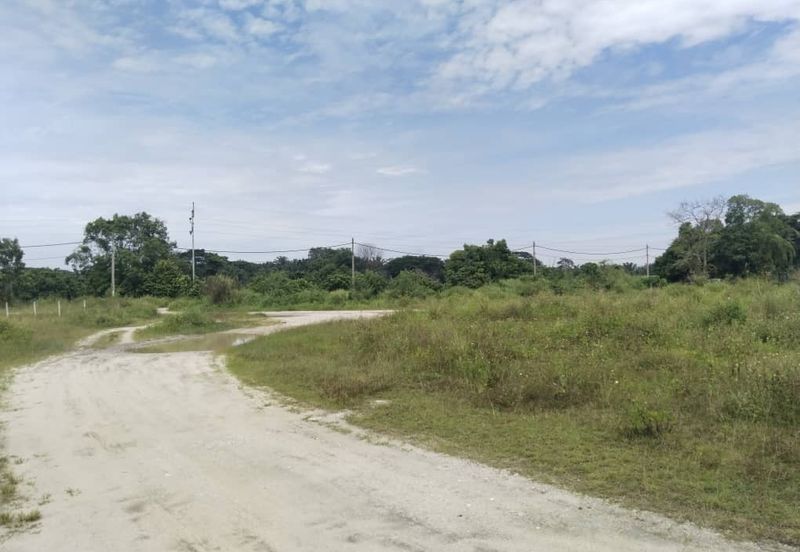 1.96 acres abandoned agri land at Kampar, Perak
