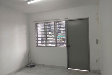 Pangsapuri SS8 Kelana Jaya