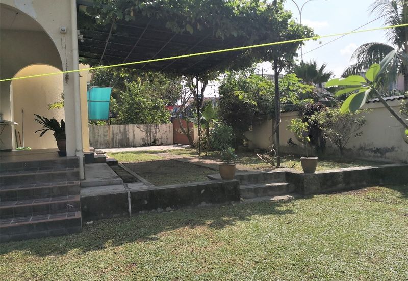 SS3, PJ, 3 Storey Bungalow