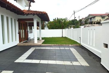 SS3, PJ, 2 storey Semi-D