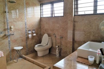 SS3, PJ, 2 storey Semi-D