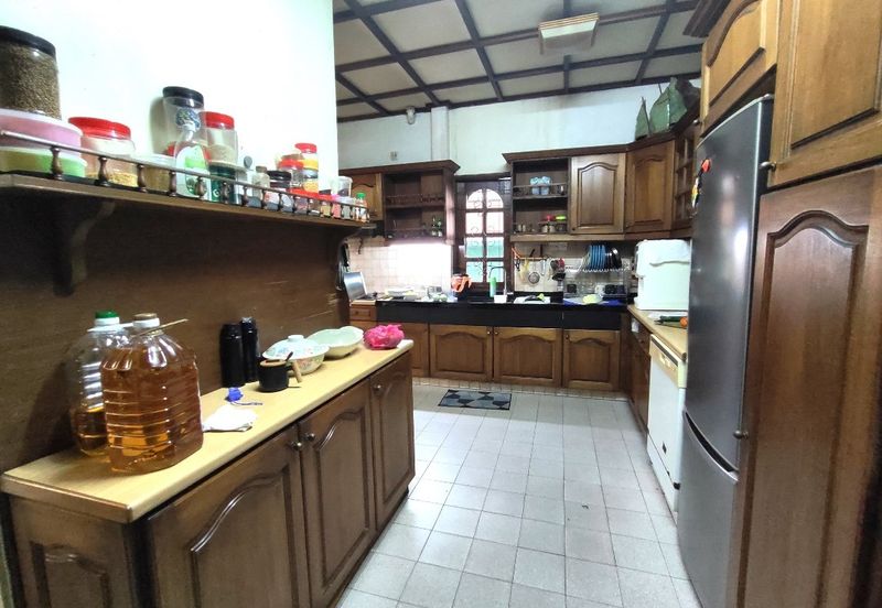 SS3, PJ, 2 storey Bungalow