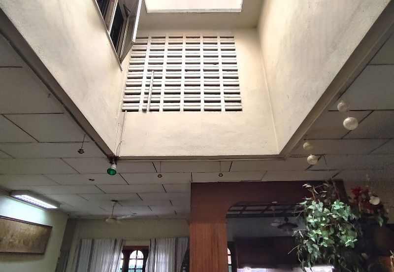 SS3, PJ, 2 storey Bungalow