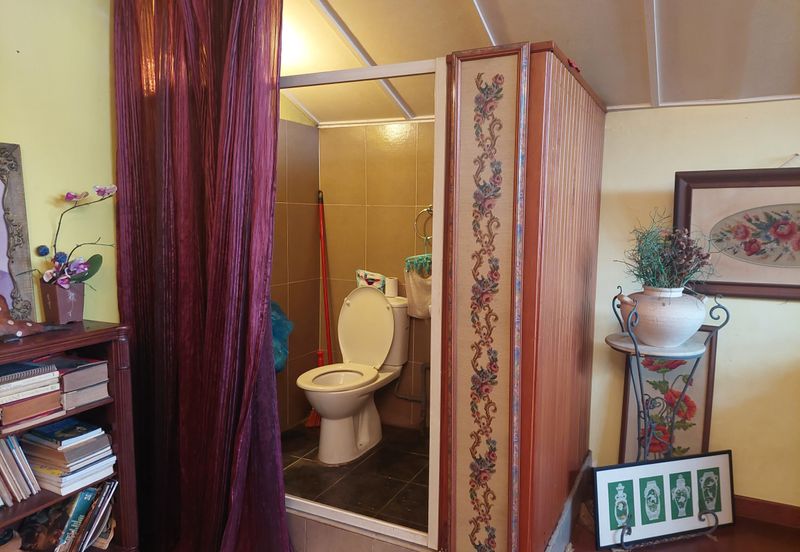 SS12 Subang Jaya, 1.5 storey Corner