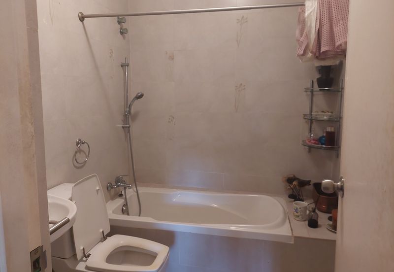 SS12 Subang Jaya, 1.5 storey Corner