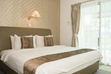 Beach Front Langkawi 4 Star Resort Hotel For Sale