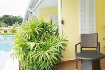 Beach Front Langkawi 4 Star Resort Hotel For Sale